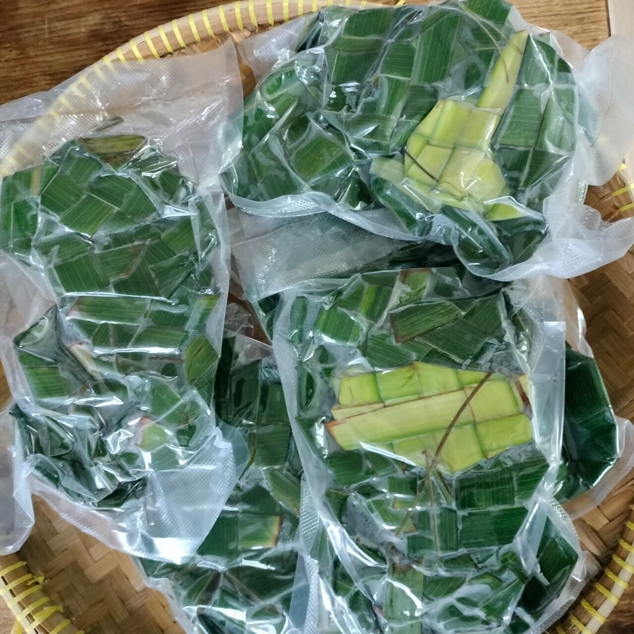 Daun Ketupat (10 pcs)