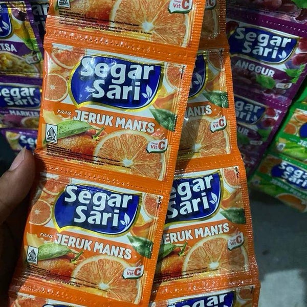 Segar Sari Jeruk 1 Renceng - 10pcs