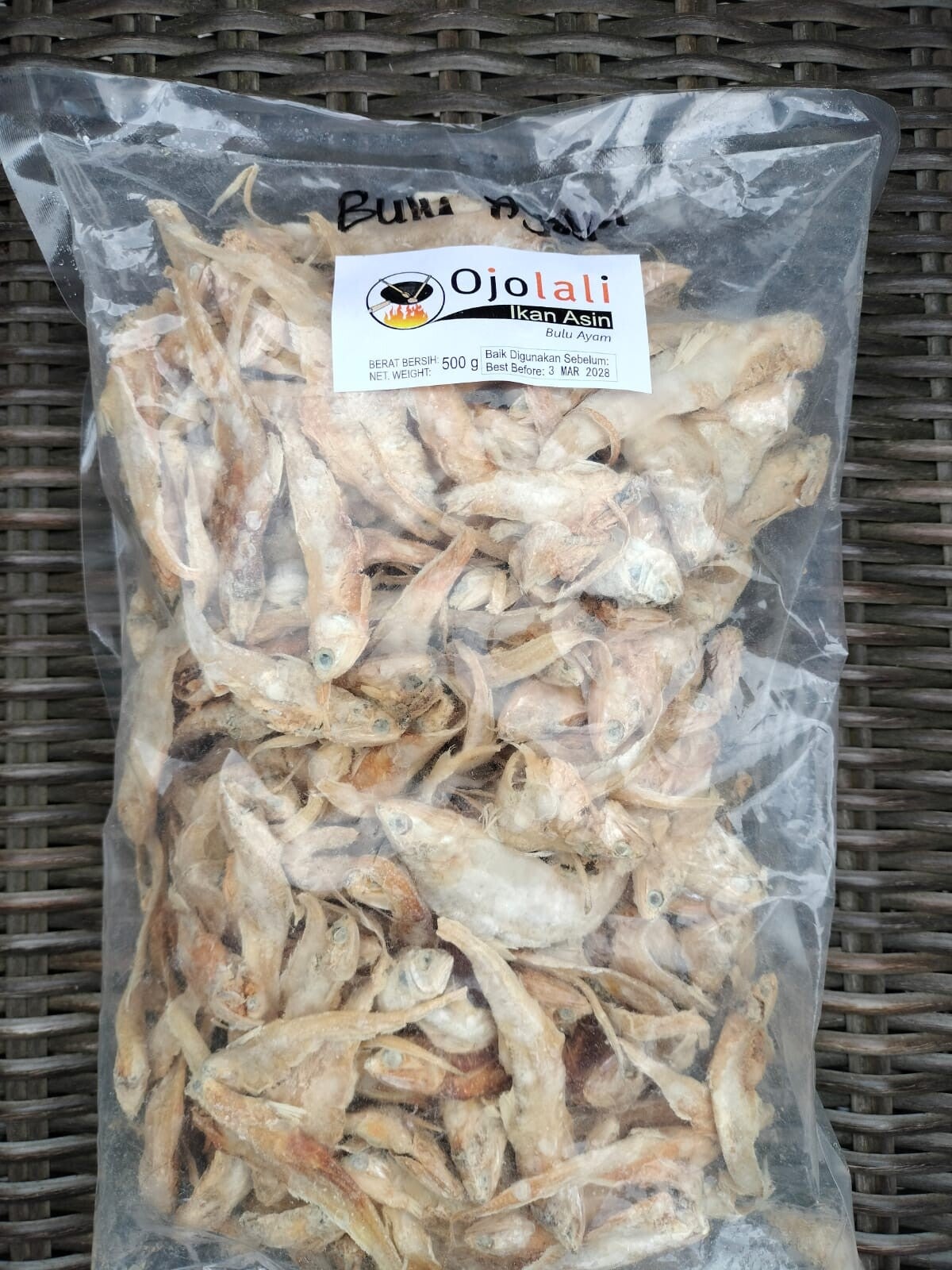 Ikan Asin Bulu Ayam 500 g ( Dried Anchovies Fish Thryssa mystax )
