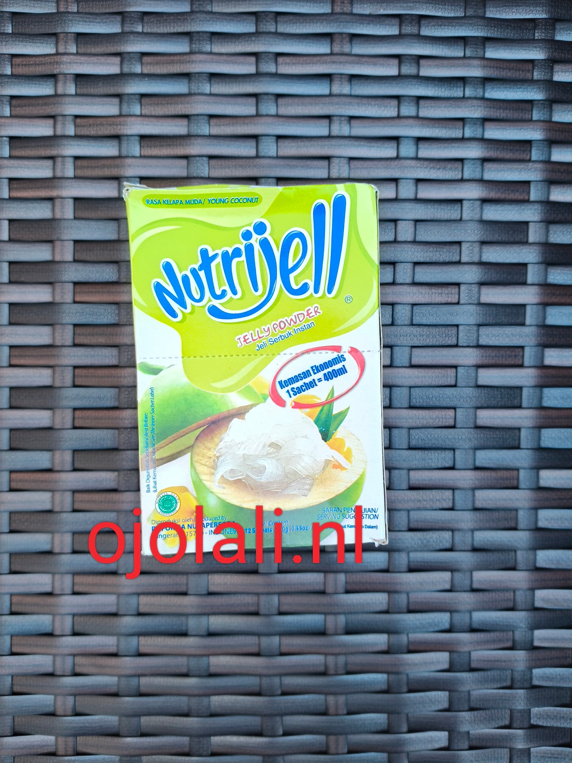 Nutrijel Instant Powder Kelapa Muda 10 gx 12 pcs (1 box)