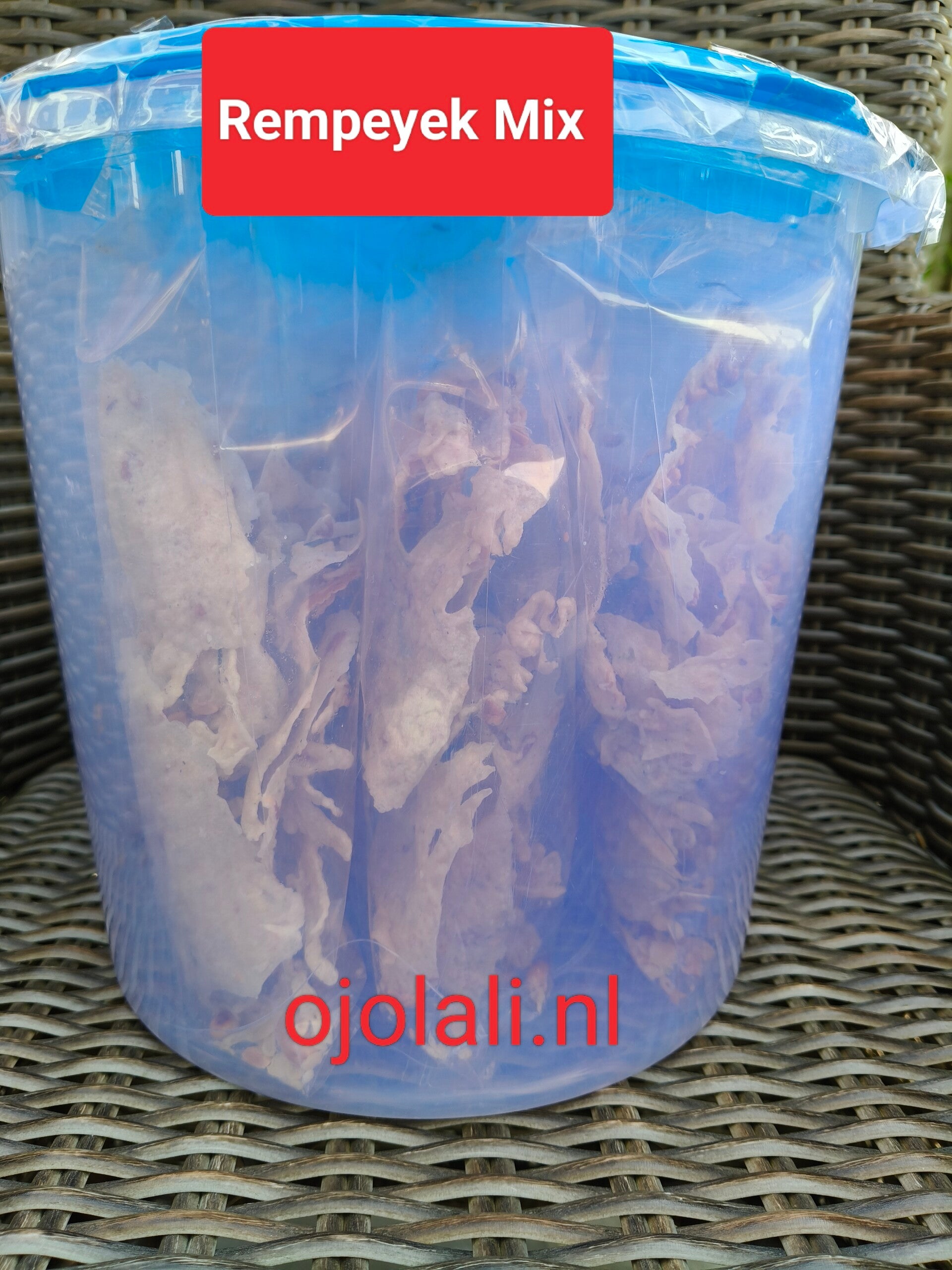 Rempeyek mixed isi 5 pack (Kacang Tanah,  Teri  & Kacang Hijau)