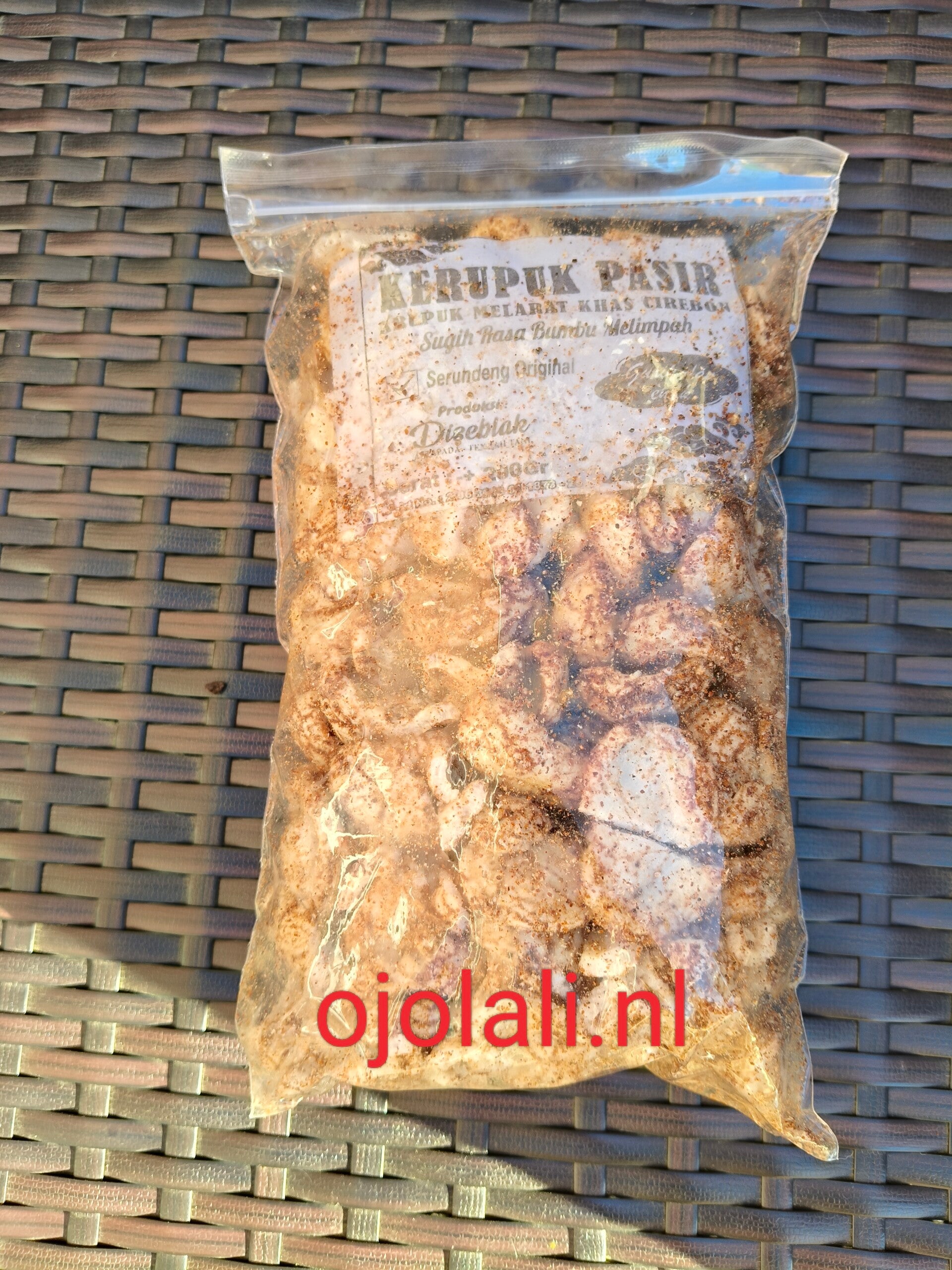 Kerupuk melarat khas Cirebon kerupuk pasir - Rasa Bawang
