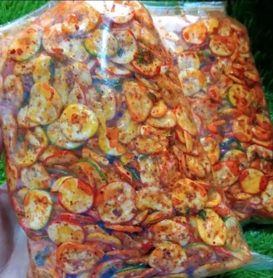 SEBLAK KERUPUK BAWANG CIKRUH BUMBU MELIMPAH 500 GRAM EXTRA DAUN JERUK - PEDAS