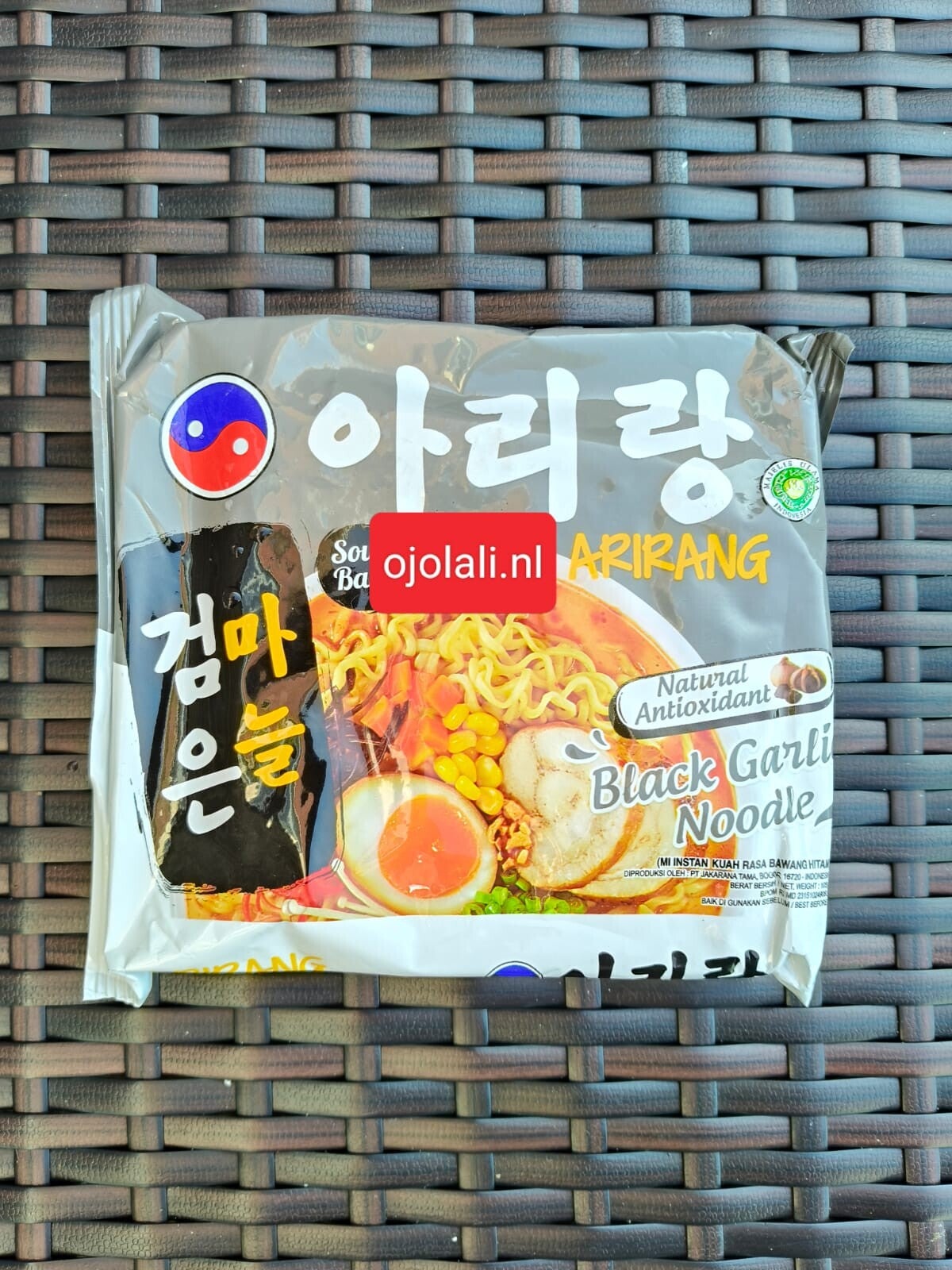 Arirang Black Garlic Noodles 105 G