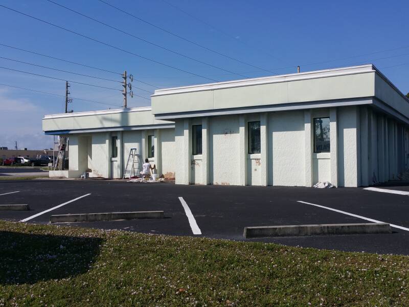 Before - Punta Gorda Commerical Business Exterior Paint by Integrity Painting