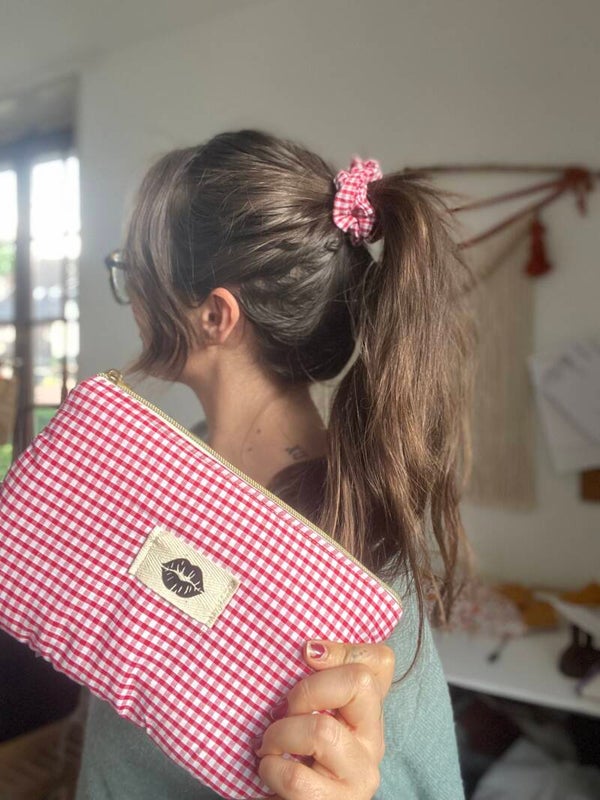 CONCOURS @maemis06 - Pochette et chouchou