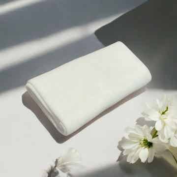 -Fleece Blanket -White