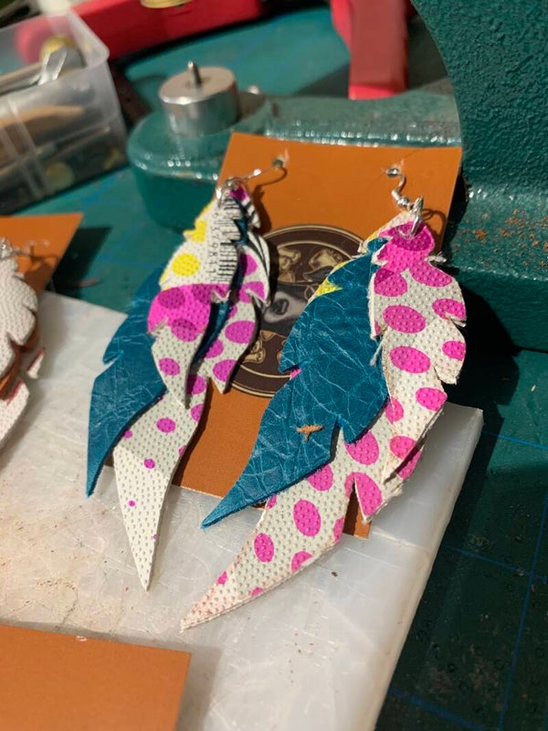 Surprise colour Feather Earrings