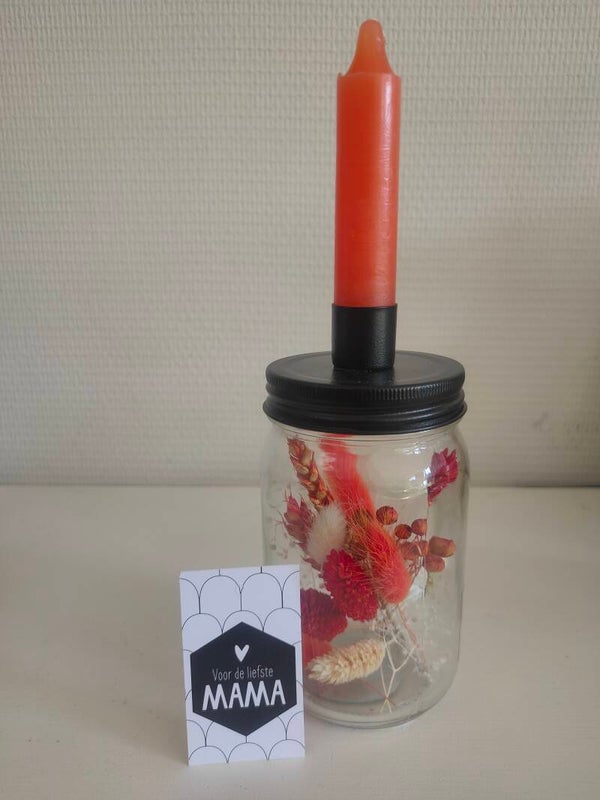Glazen pot met droogbloemen en kaars - voor de liefste mama