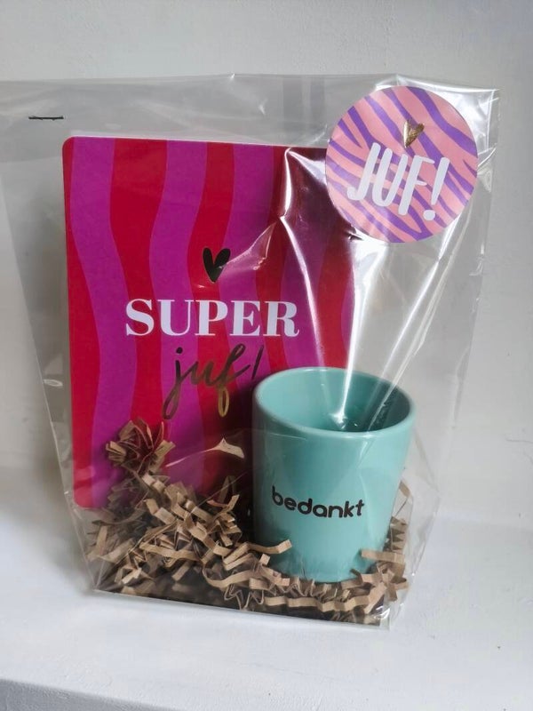 Kado pakket - espresso kopje bedankt met kaart super juf