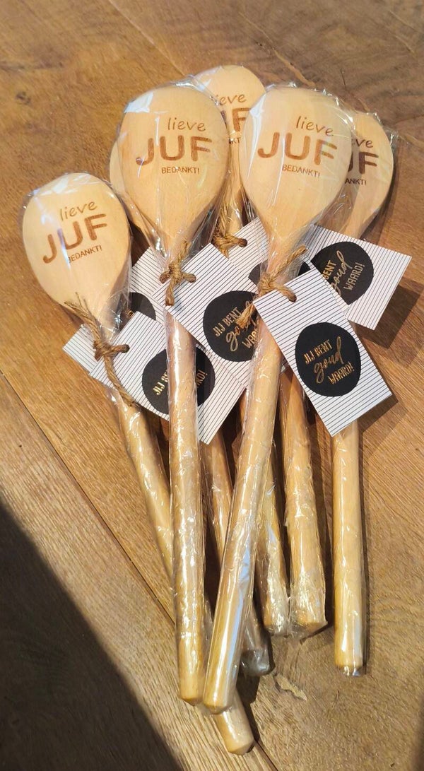 Pollepel - lieve juf bedankt met kaartje jij bent goud waard