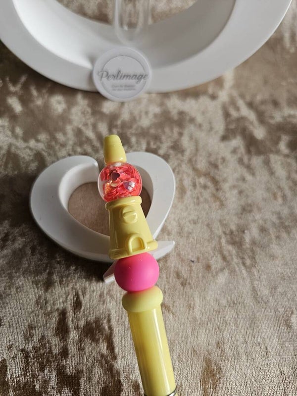 Stylo Kawaii distributeur