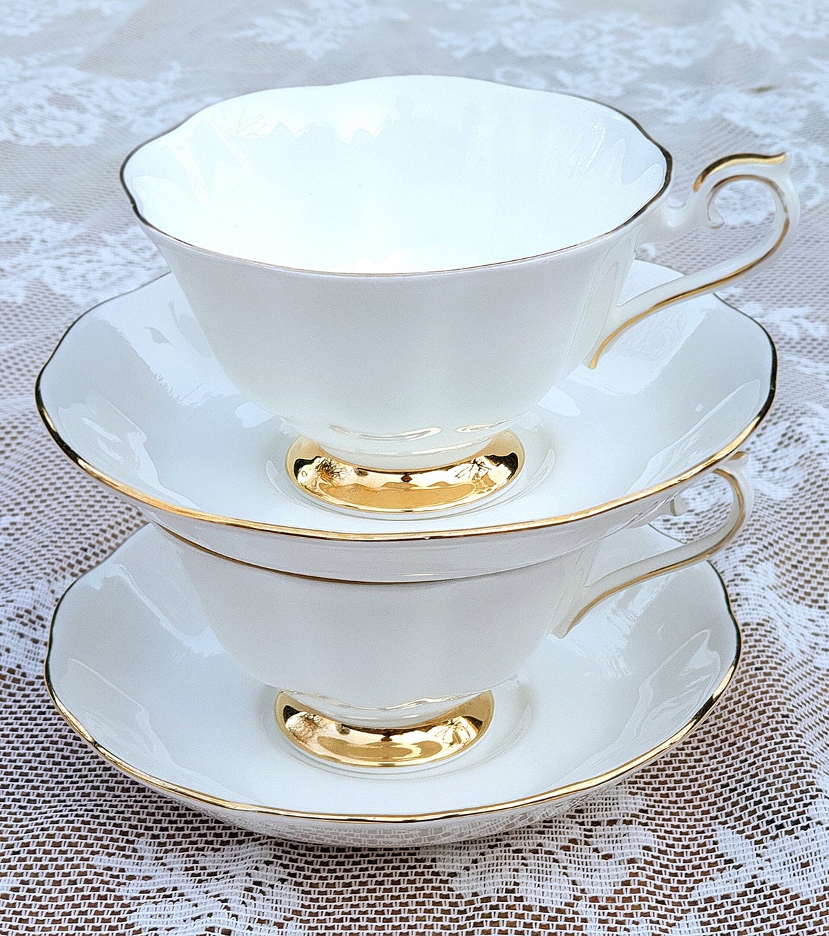 Wempe & Wempe | Royal Garden 'English style' koffiekop en schotel kopje is hoog 6 cm, 6,8 cm Wempe & Wempe | Royal Garden 'English style' koffiekop en schotel kopje is hoog 6 cm, 6,8 cm