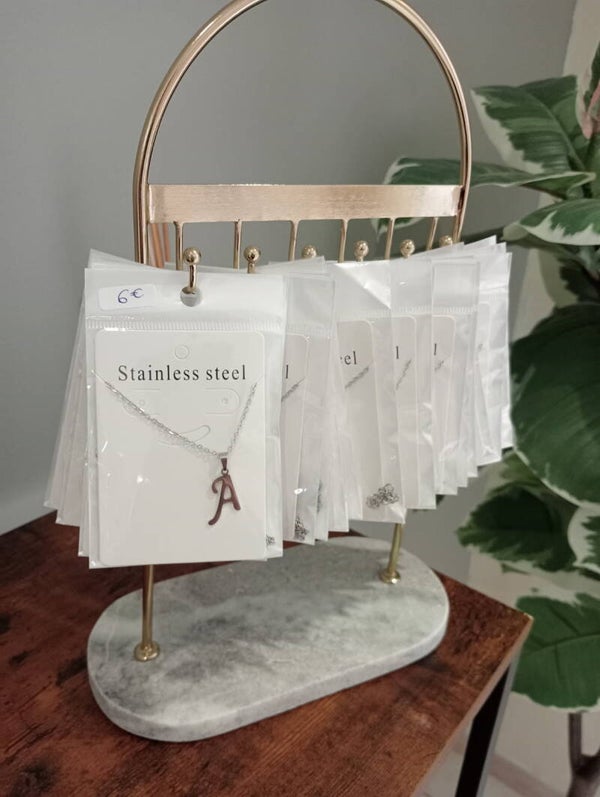 Collier lettre prénom