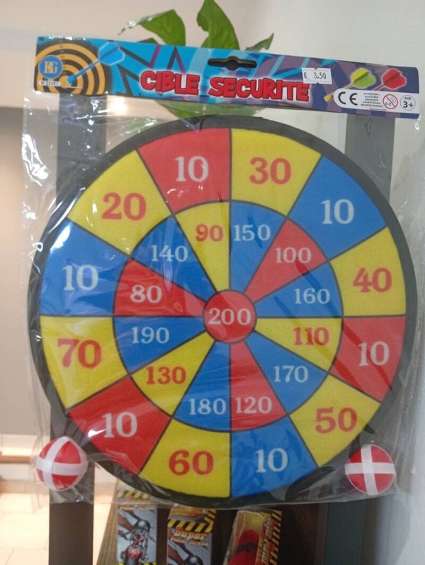 Cible avec balle collante