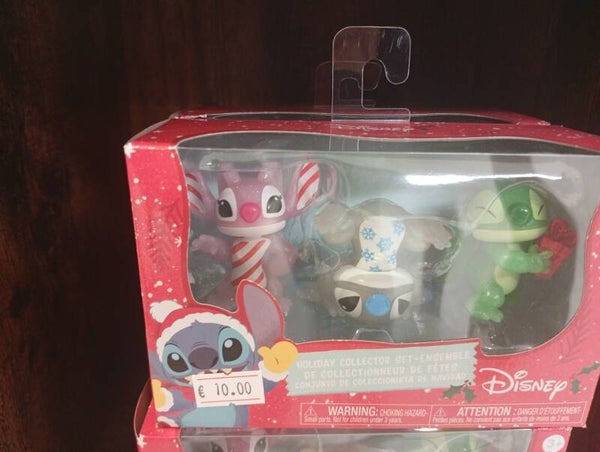 Lot figurine stitch