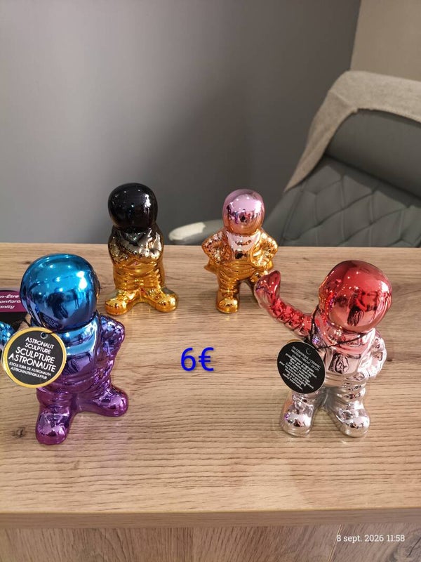 Figurine astronaute