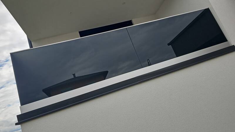 Glas Geländer