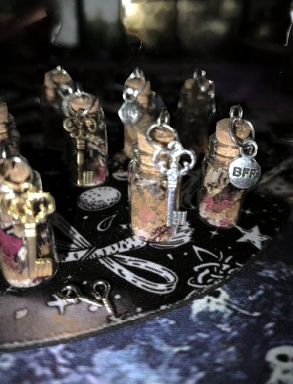 spell jar necklace - Protection against evil eye!