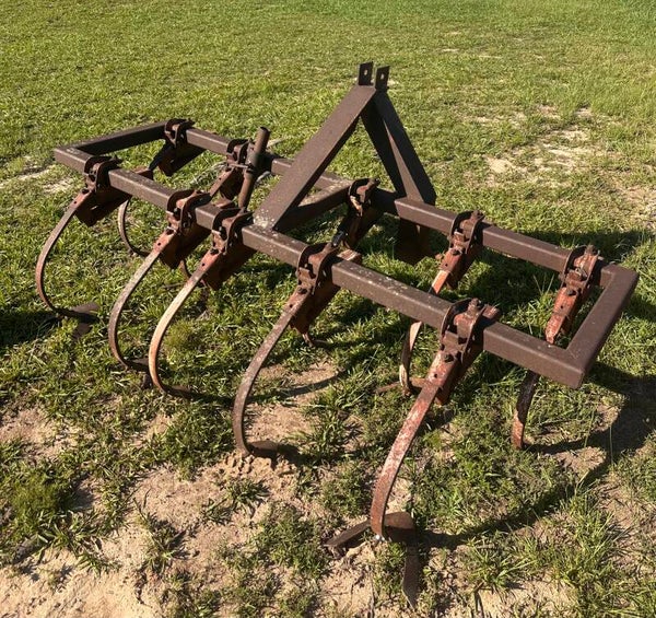 LOCAL BUY ONLY! Heavy-Duty Spring-Loaded Tine Cultivator
