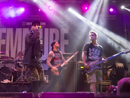 blog Emmure