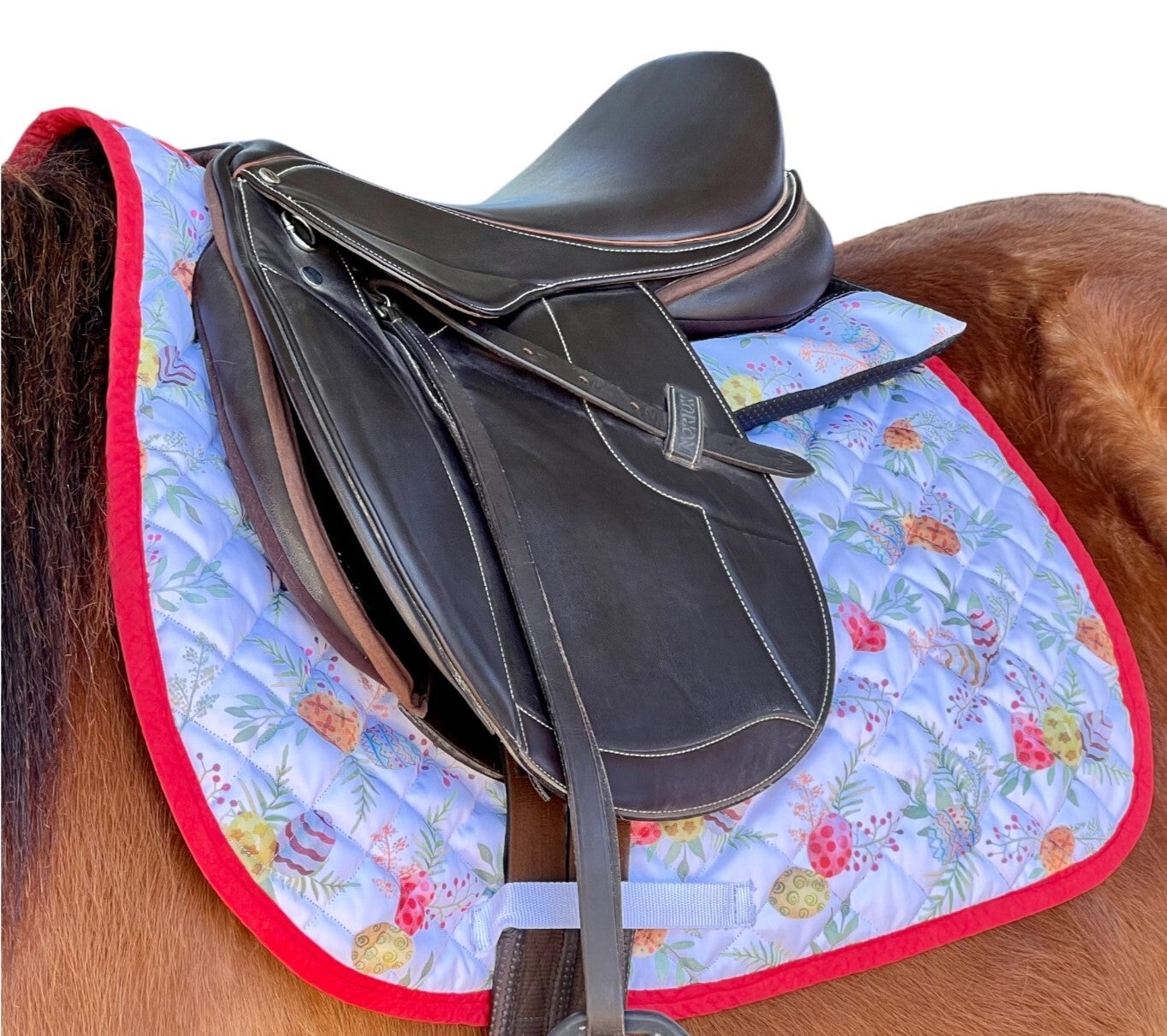 Tapis de selle mixte blanc spécial Pâques I Ibis Créations Horse