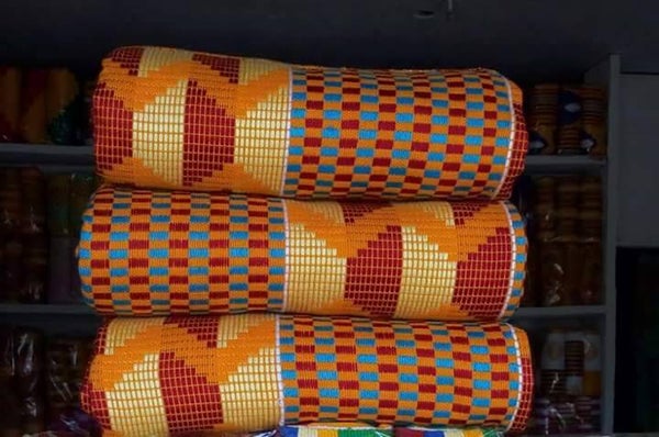 TISSU KANTE ORIGINAL TISSÉ A LA MAIN