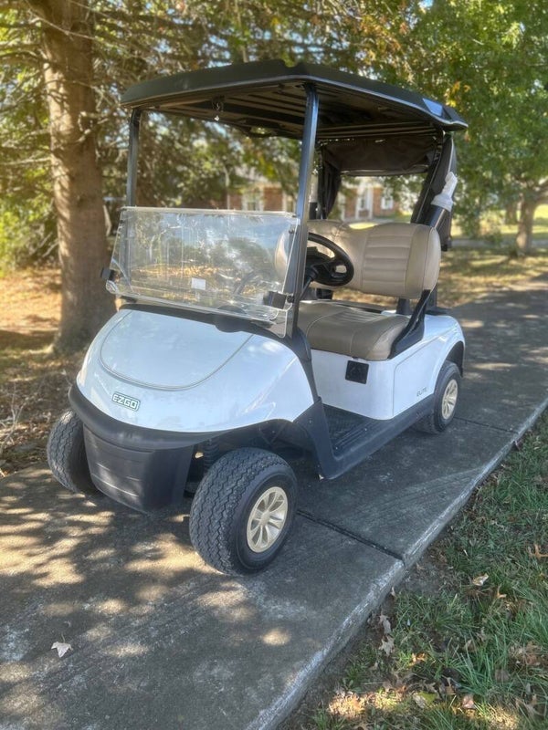 2023 EZGO RXV Elite