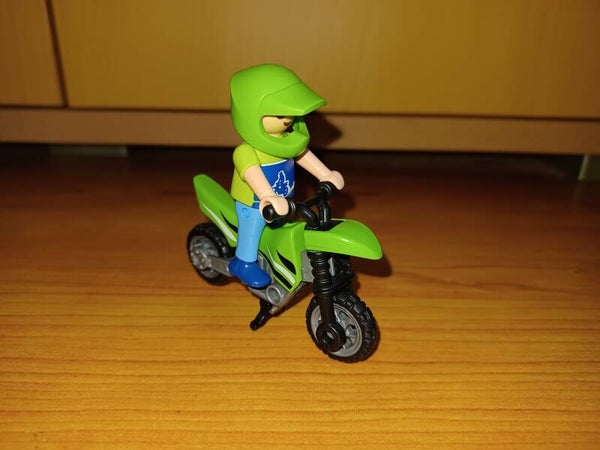playmobil , enfante et moto verte , occasion