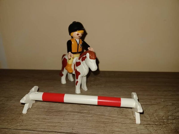 playmobil enfant poney et obstacle , occasion