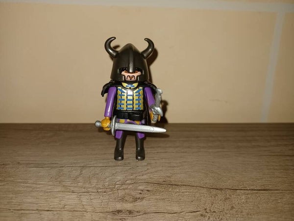 playmobil guerrier samourai violet casque a cornes, occasion