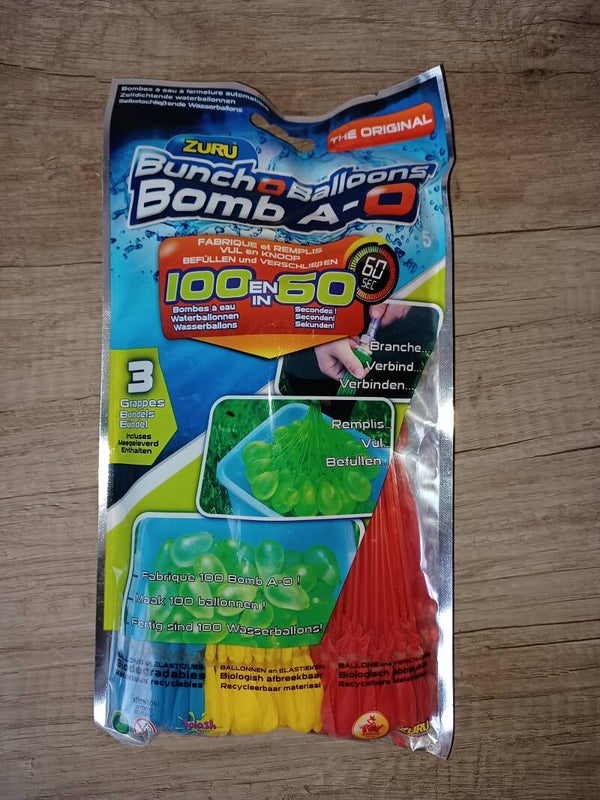 100 ballons bombes a eau , neuf
