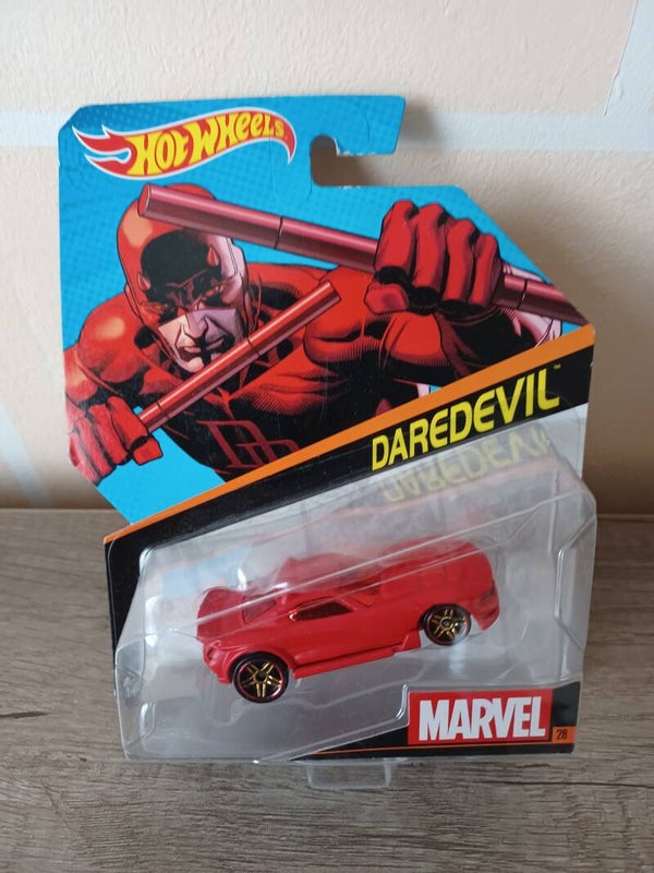 petite voiture hotwheels daredevil marvel, neuf