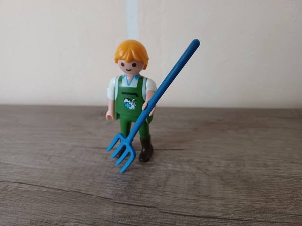 playmobil , homme avec fourche  , occasion