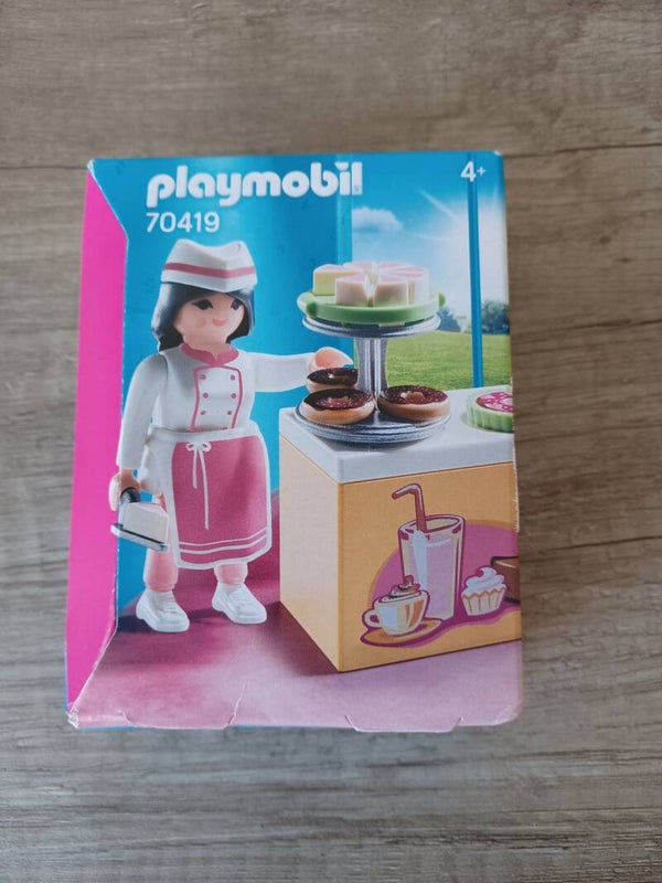 playmobil 70419 , patissiere avec ses gateaux , neuf