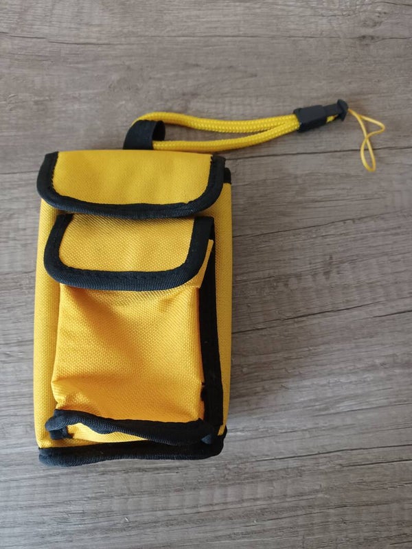 pochette jaune pour gameboy color , occasion