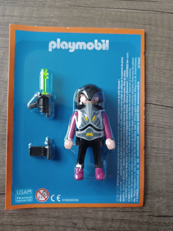 playmobil , au dela de la terre , neuf
