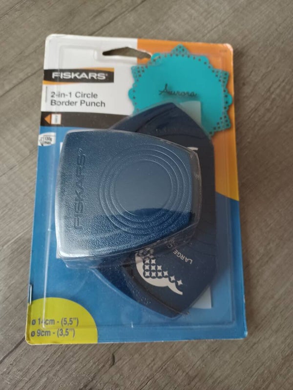 border punch circle fiskars , aurora , neuf