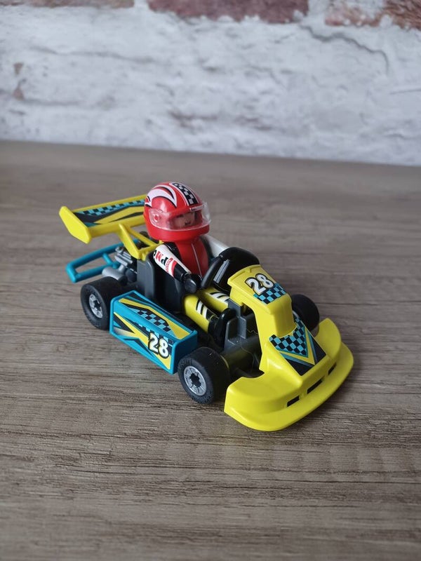 playmobil , karting 28 , occasion