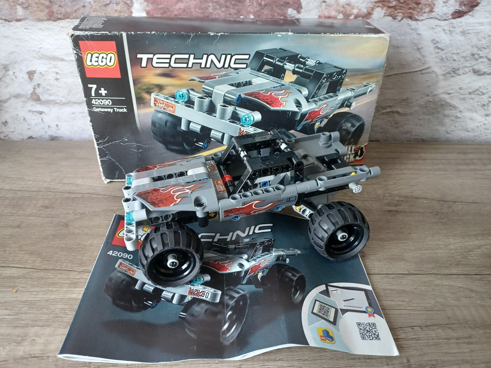 lego 42090 camion d'escapade , occasion