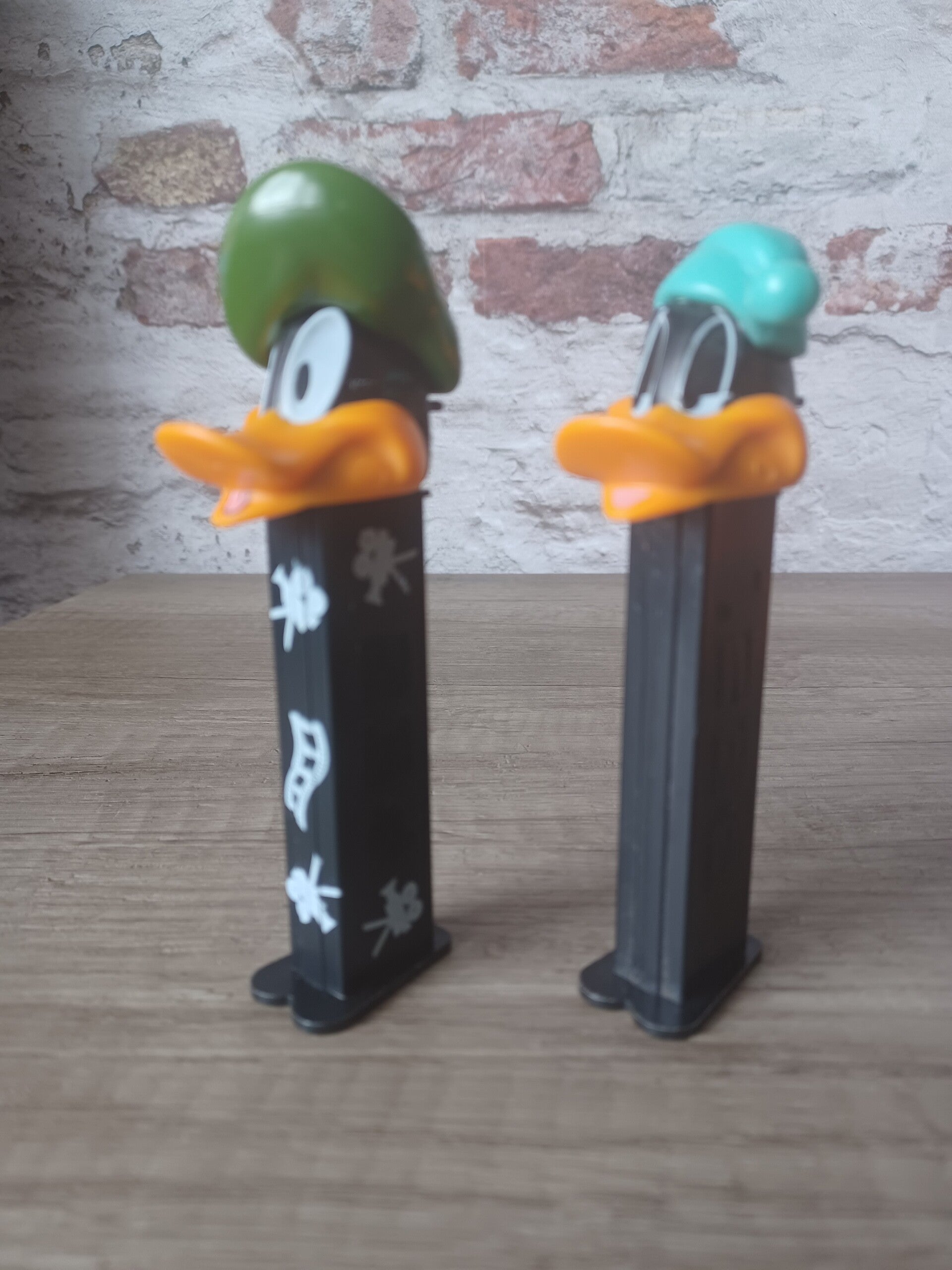 2 pez daffy duck , occasion