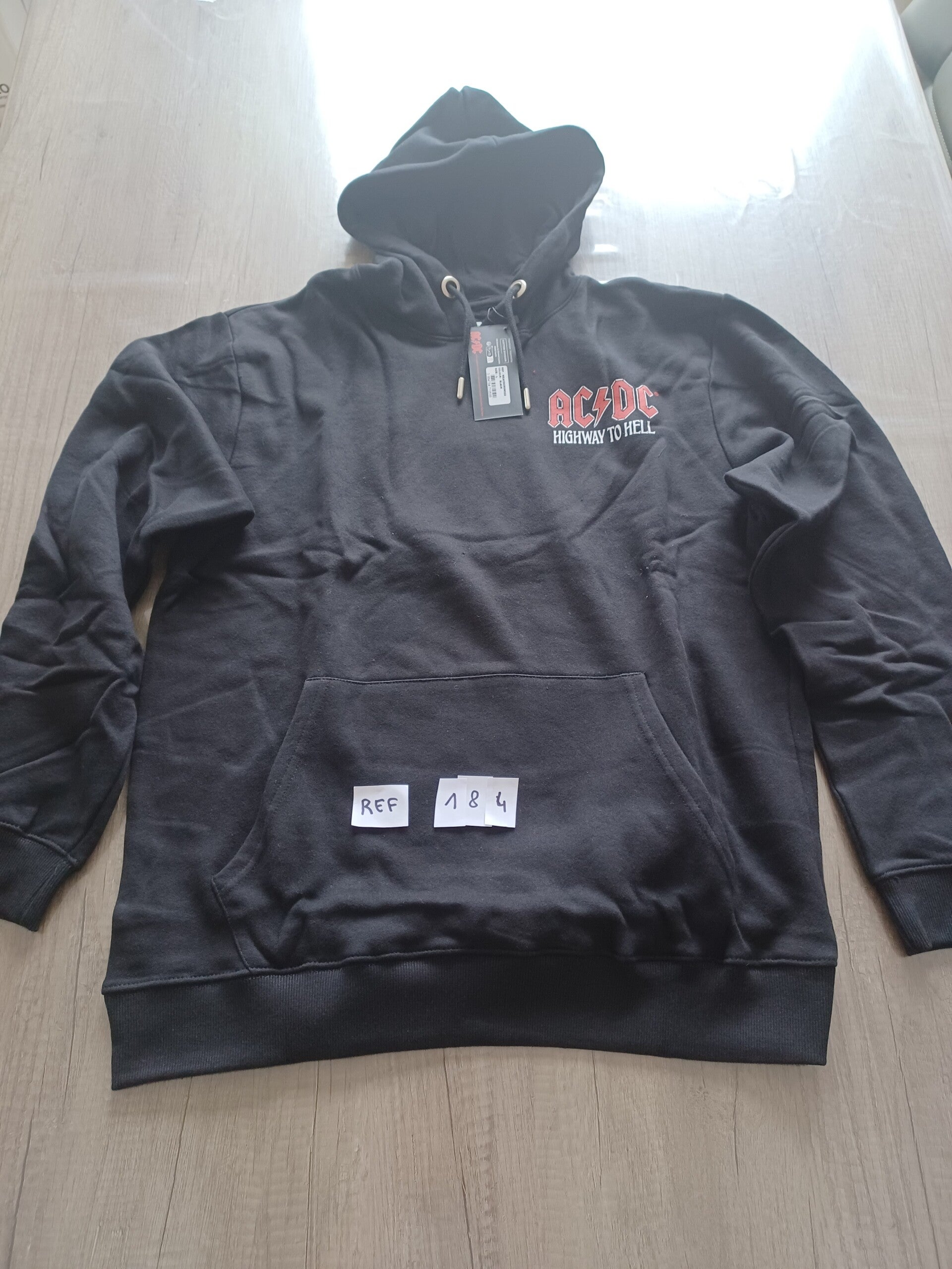 sweet , acdc highway to hell , taille M , neuf