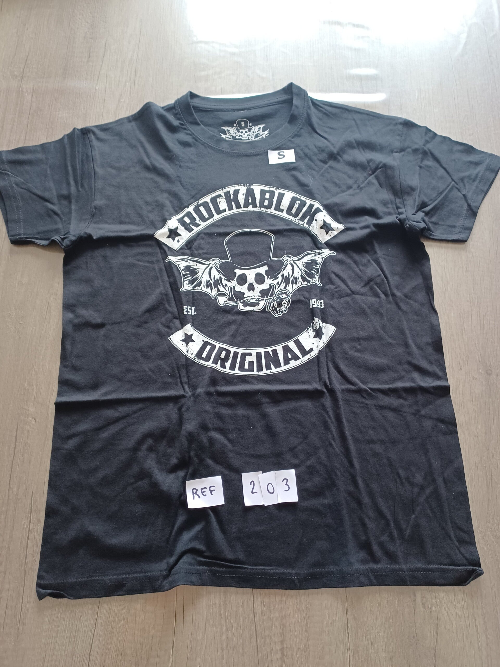 t-shirt rockablok  , XS ou S , neuf