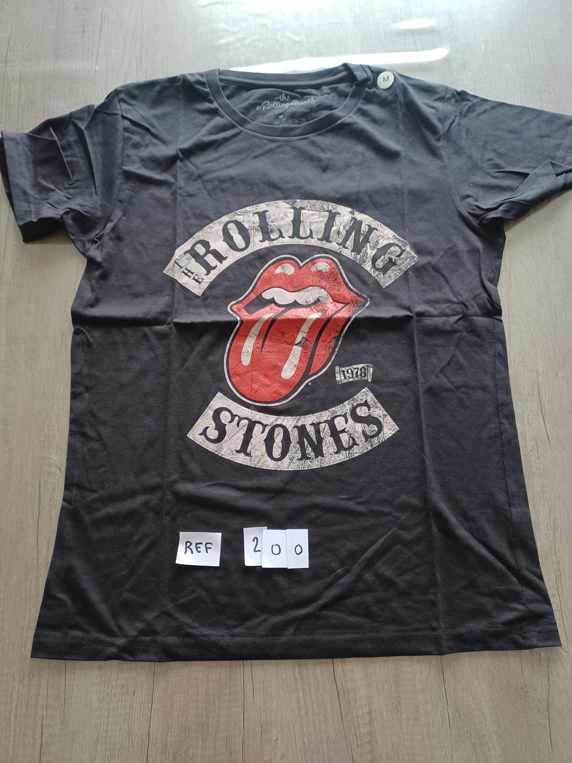 t-shirt rolling stones , M ou XL , neuf