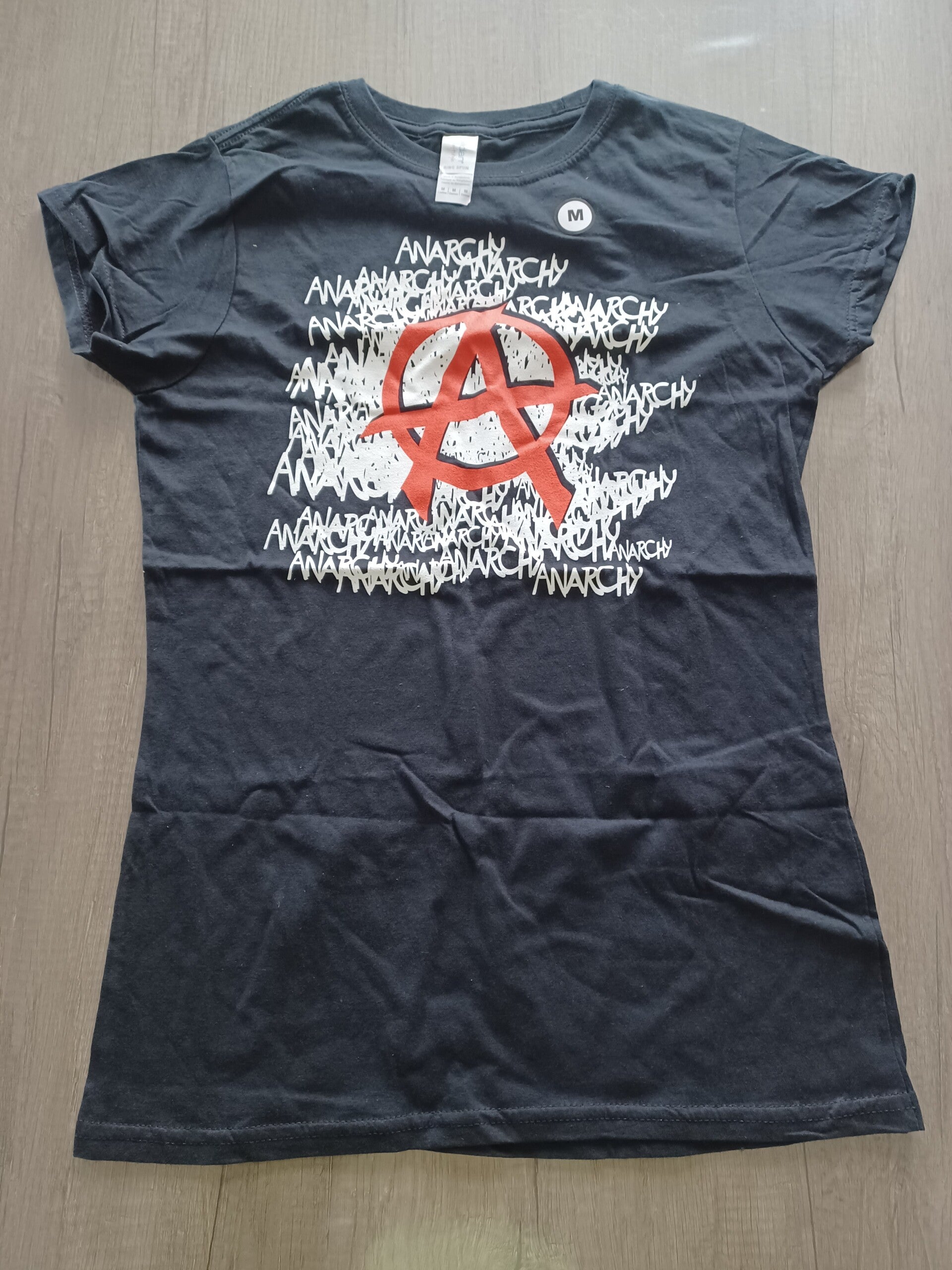 t-shirt femme anarchy , M , neuf