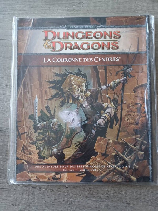 dungeons & dragons la couronne des cendres , neuf