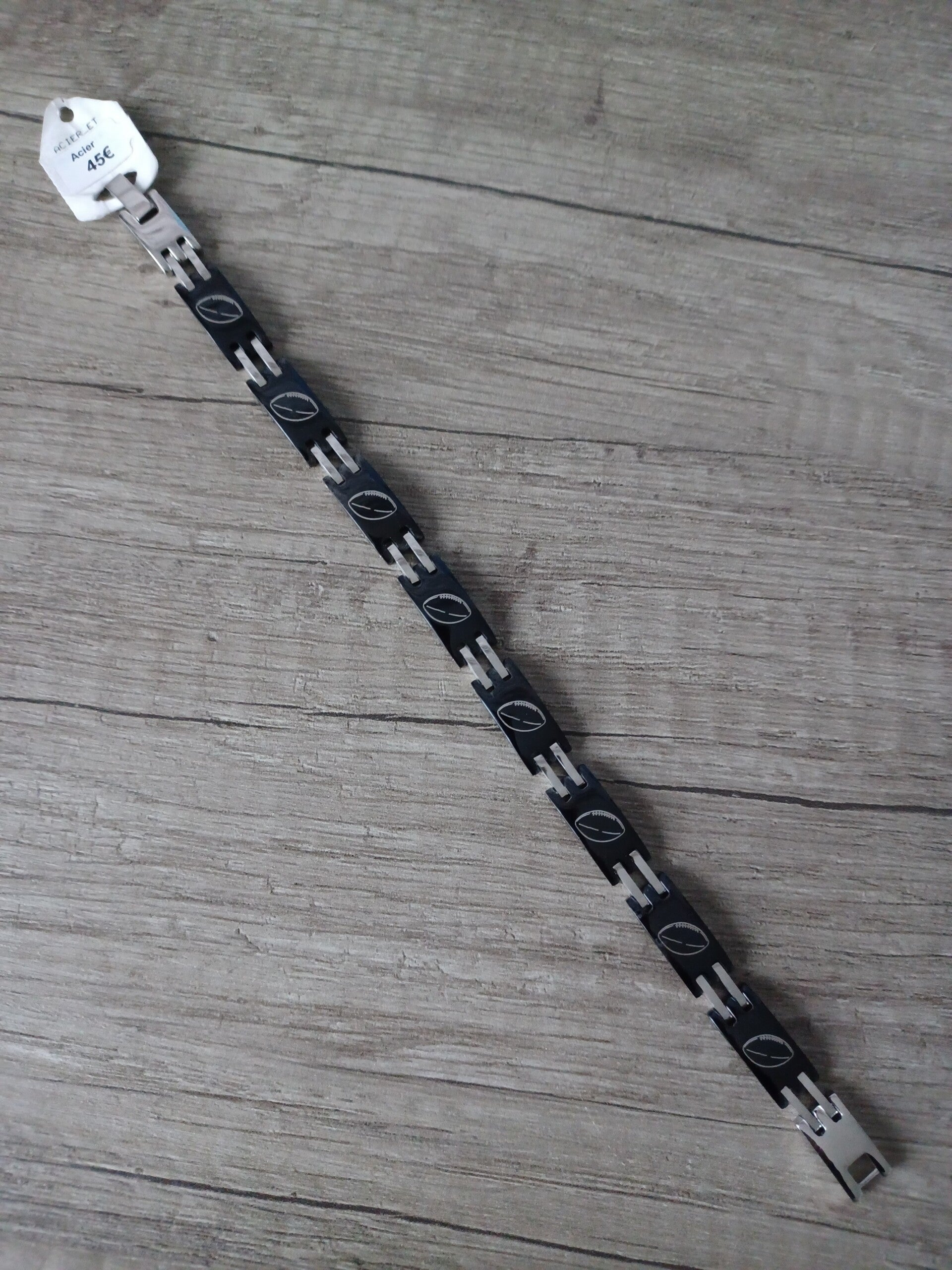 bracelet acier 21 cm , ballon de rugby , neuf