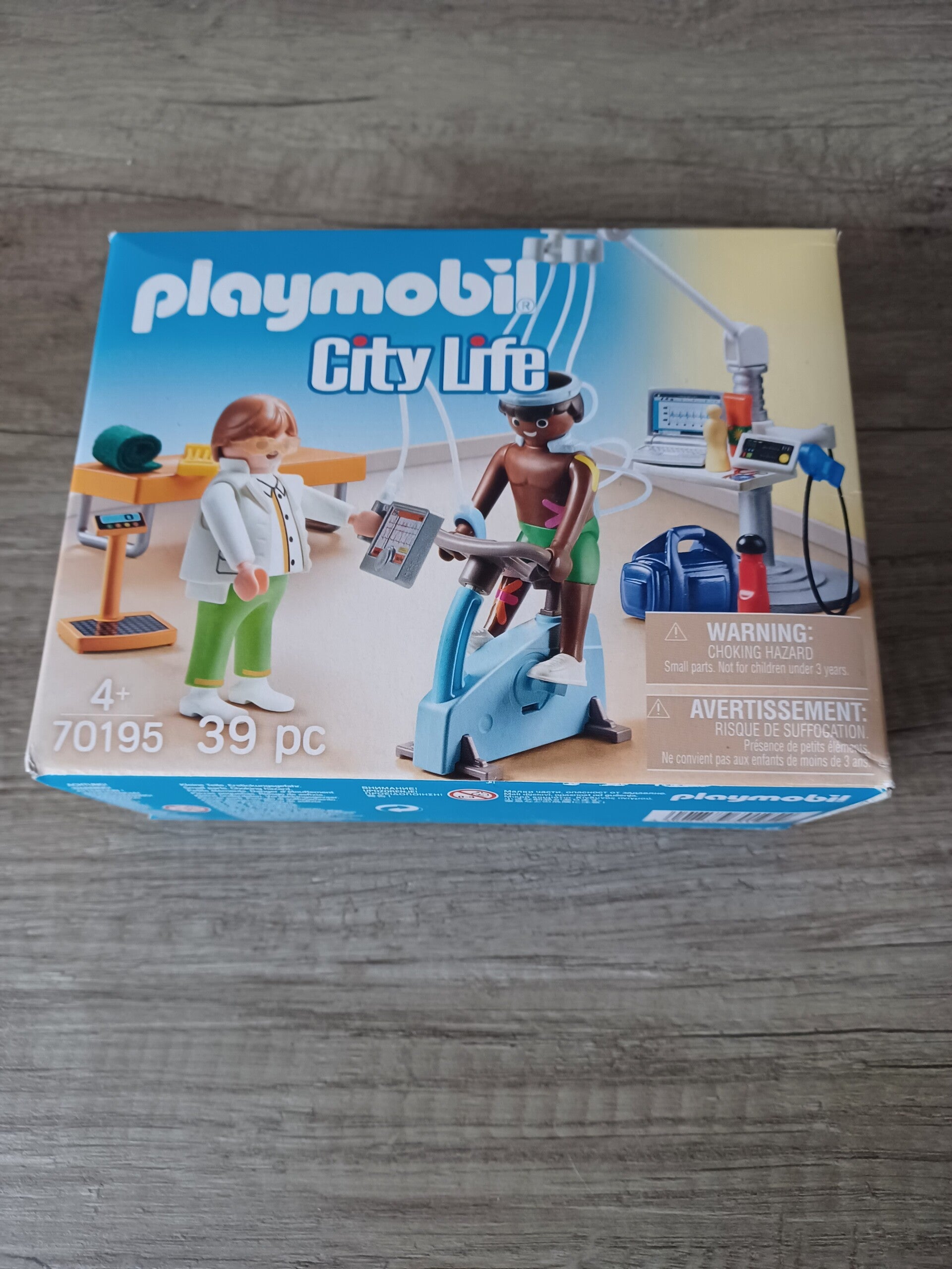 playmobil 70195 cabinet de kiné , neuf