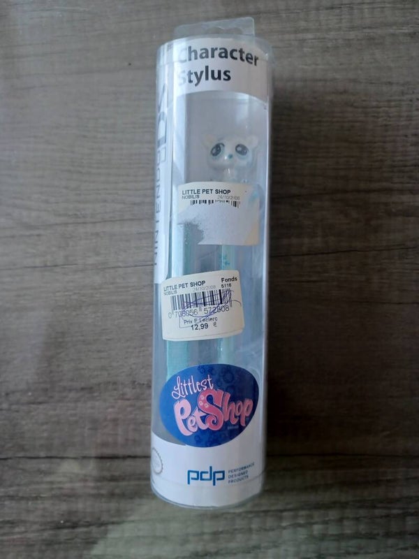 stylet nintendo ds + dragonne ,  petshop bleu ,neuf