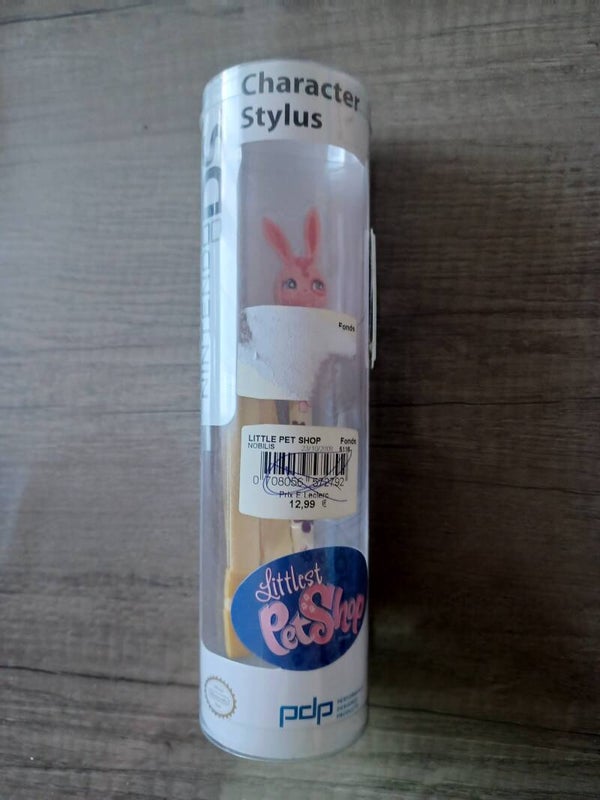 stylet nintendo ds + dragonne ,  petshop lapin ,neuf